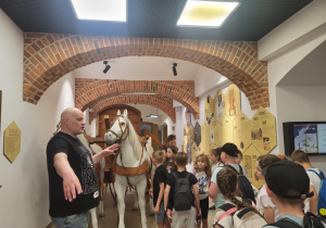 Dzieci w Muzeum Okręgowym Ziemi Kaliskiej
