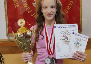 Kasia prezentuje swoje trofea.