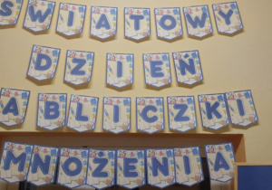 Baner ze Światowym Dniem Tabliczki Mnożenia