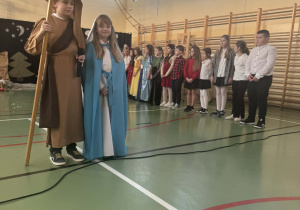 Maryja i Józef schodzą ze sceny