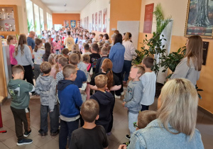 Społeczność szkolna podczas kampanii wyborczej